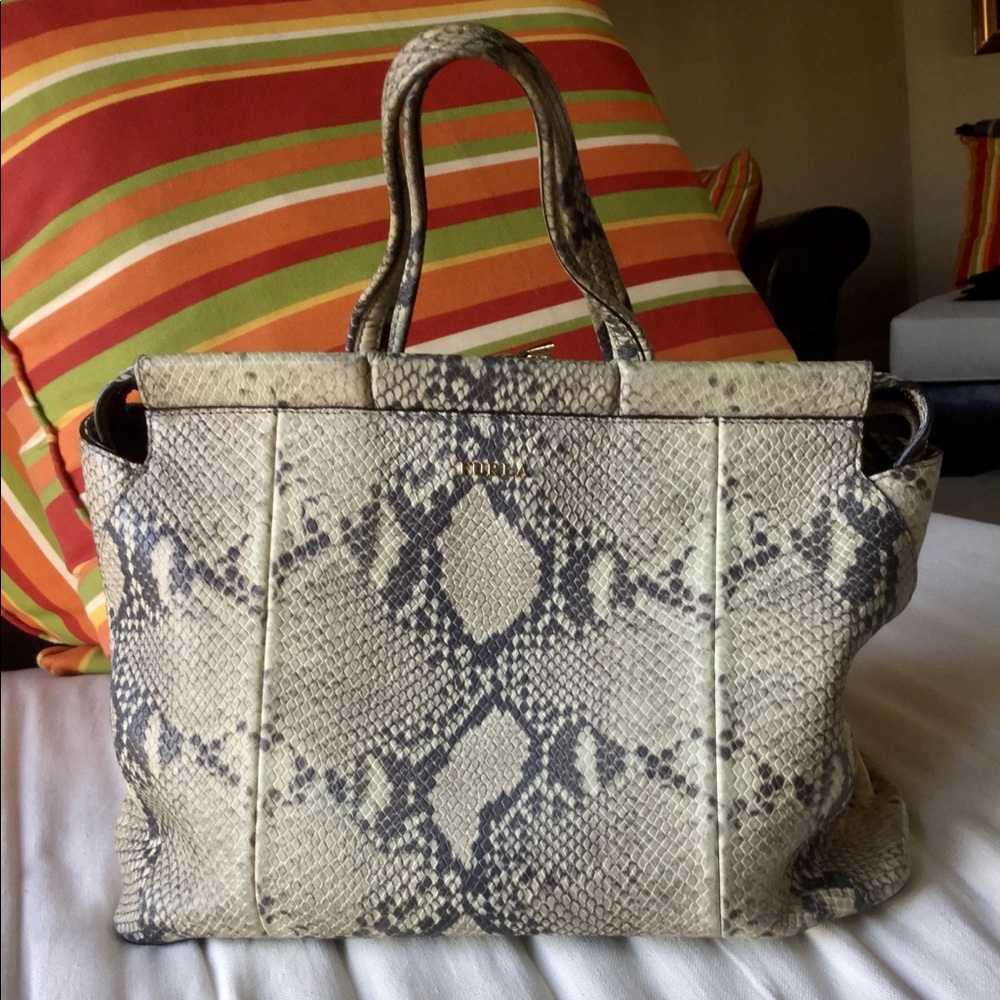 FURLA top handle leather bag